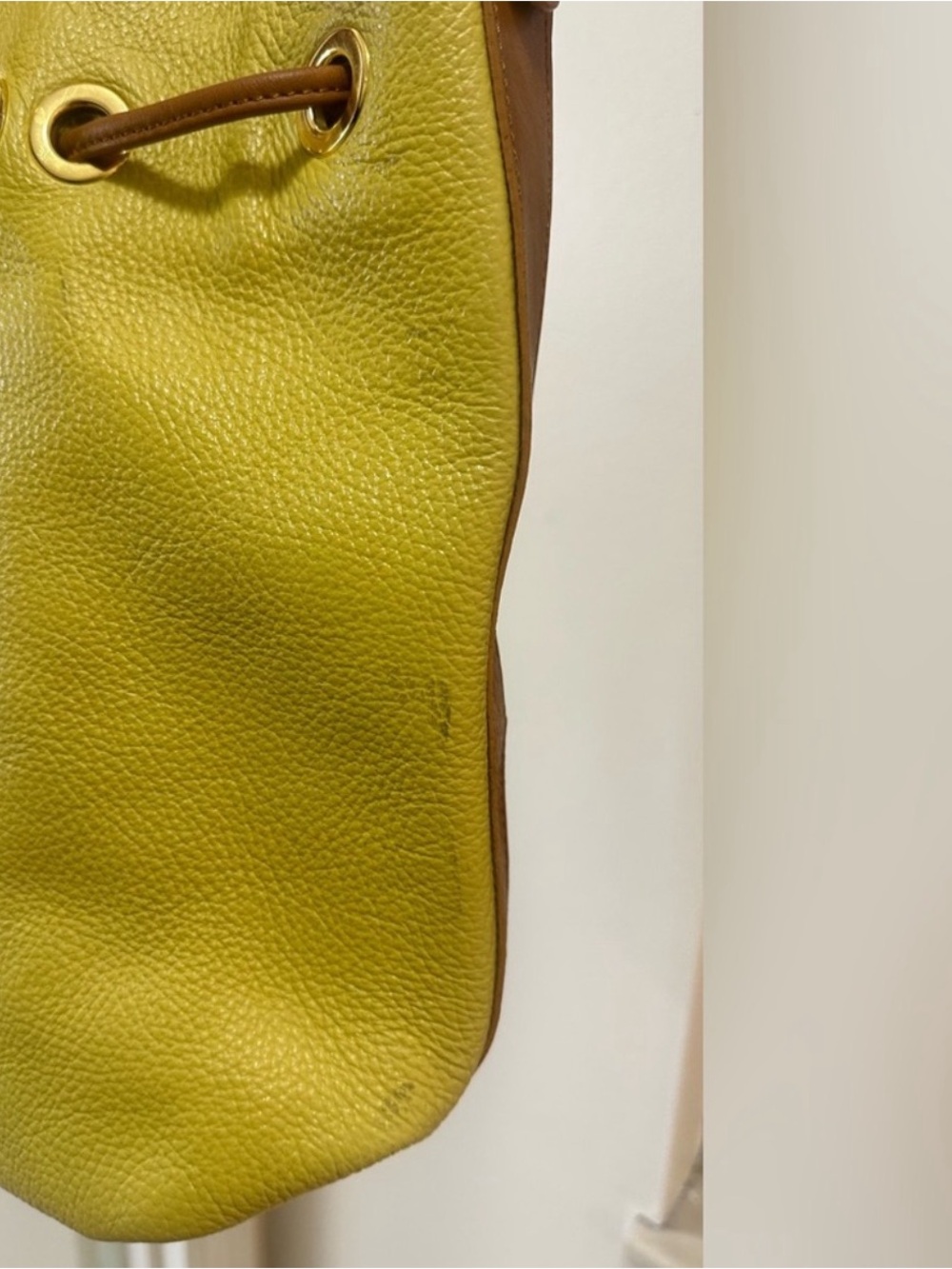 Valentina Italia Yellow Leather Drawstring Shoulder Bag with Brown Trim - Picture 8 of 13
